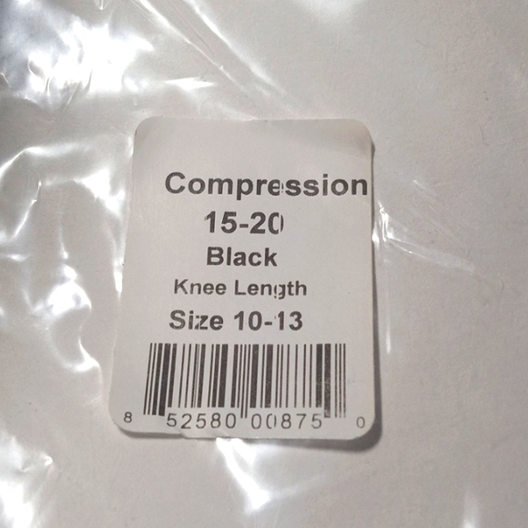 New! COMPRESSION THERAPY Men's Size 10 - 13 Black Compression socks. - Picture 3 of 3